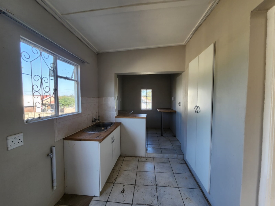 To Let 3 Bedroom Property for Rent in Cambridge Eastern Cape